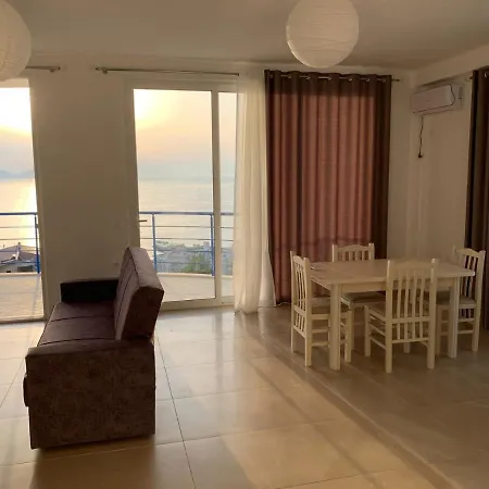 Colombo Apartmán Vlorë